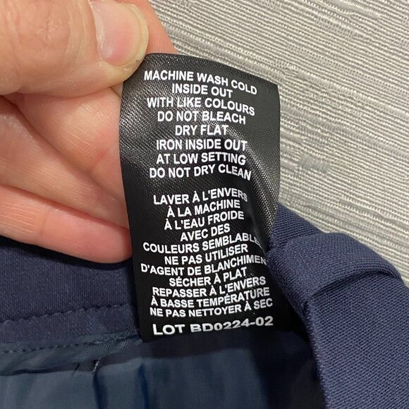 Talbots Dress Pants Womens 16 34x30 Navy Blue Nylon Tapered Trousers Office - Picture 15 of 15